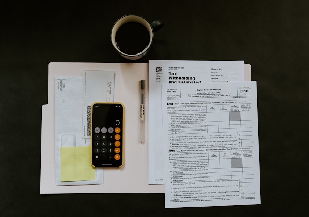 How an EMI calculator can save you from loan cheats?